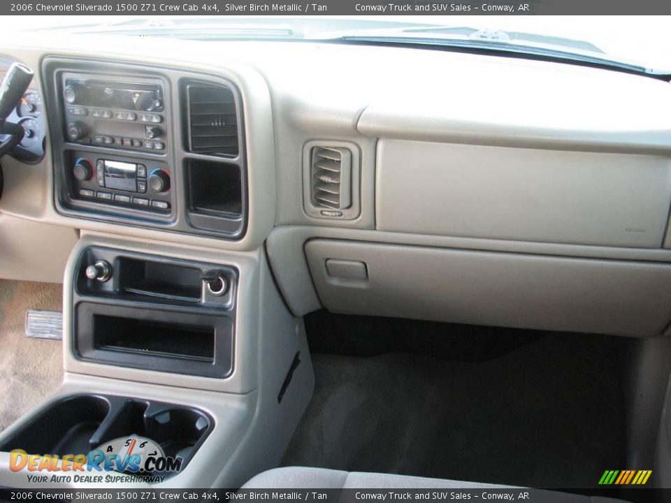 2006 Chevrolet Silverado 1500 Z71 Crew Cab 4x4 Silver Birch Metallic / Tan Photo #10