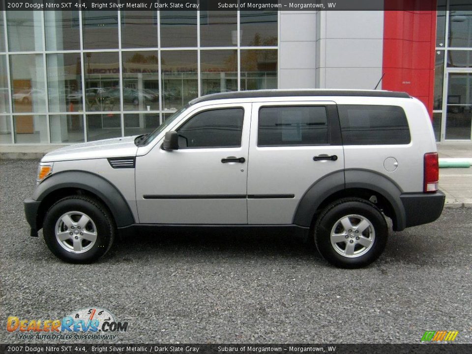 2007 Dodge Nitro SXT 4x4 Bright Silver Metallic / Dark Slate Gray Photo #2