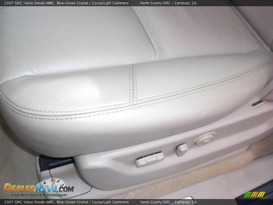 2007 GMC Yukon Denali AWD Blue-Green Crystal / Cocoa/Light Cashmere Photo #24