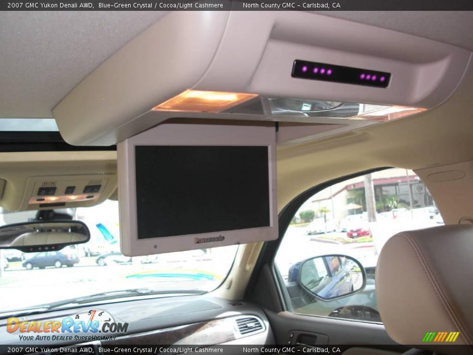 2007 GMC Yukon Denali AWD Blue-Green Crystal / Cocoa/Light Cashmere Photo #29