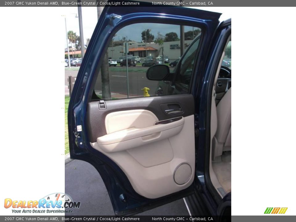 2007 GMC Yukon Denali AWD Blue-Green Crystal / Cocoa/Light Cashmere Photo #30