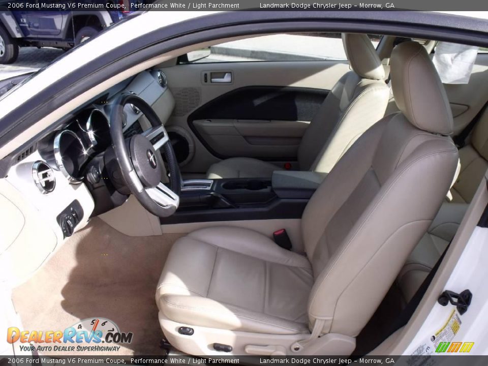 2006 Ford Mustang V6 Premium Coupe Performance White / Light Parchment Photo #10