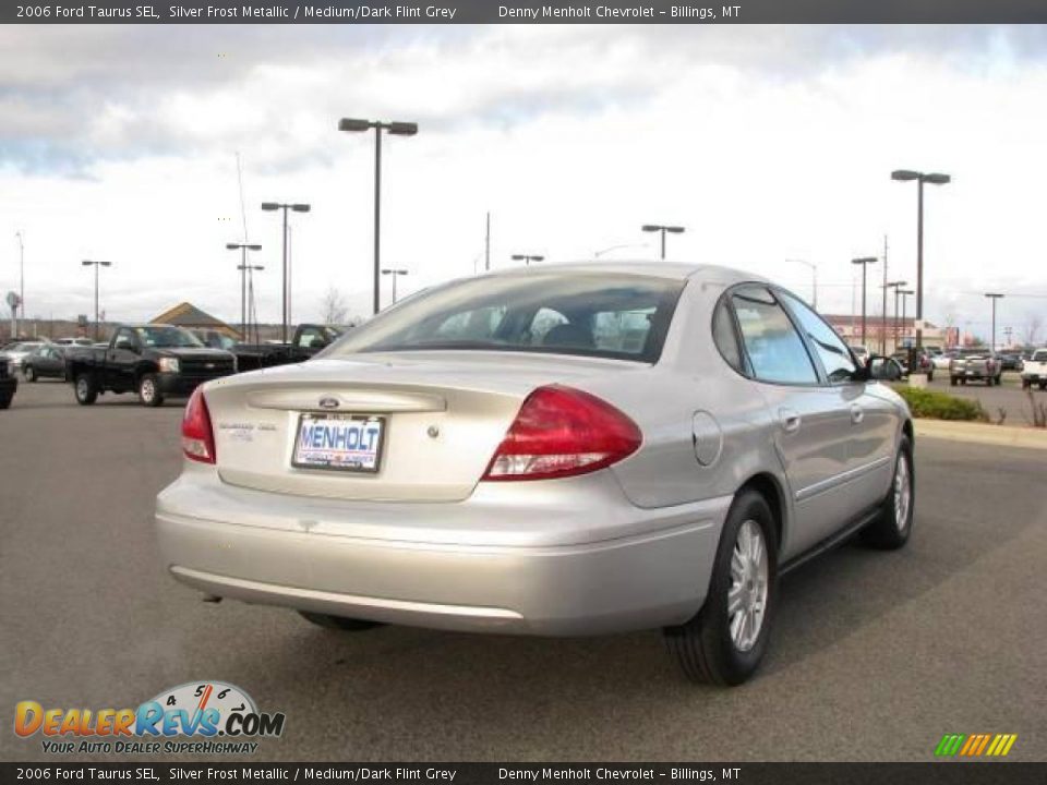 2006 Ford Taurus SEL Silver Frost Metallic / Medium/Dark Flint Grey Photo #5