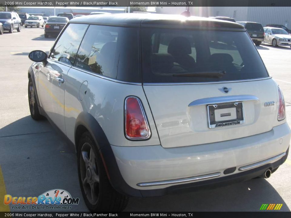 2006 Mini Cooper Hardtop Pepper White / Black/Panther Black Photo #2