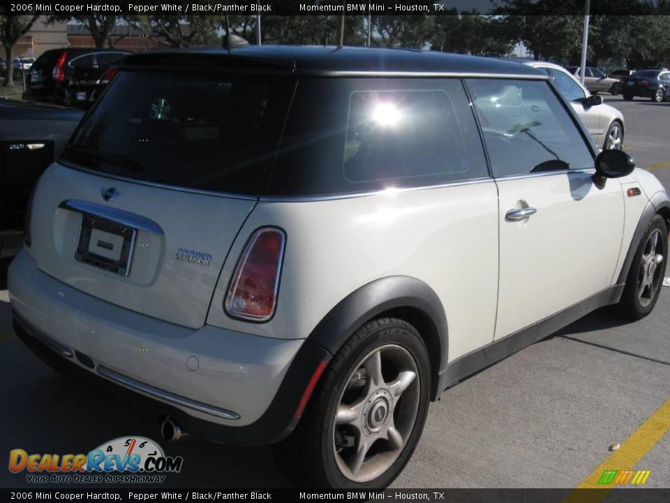 2006 Mini Cooper Hardtop Pepper White / Black/Panther Black Photo #3