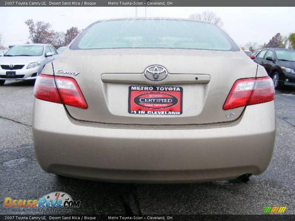 2007 Toyota Camry LE Desert Sand Mica / Bisque Photo #4