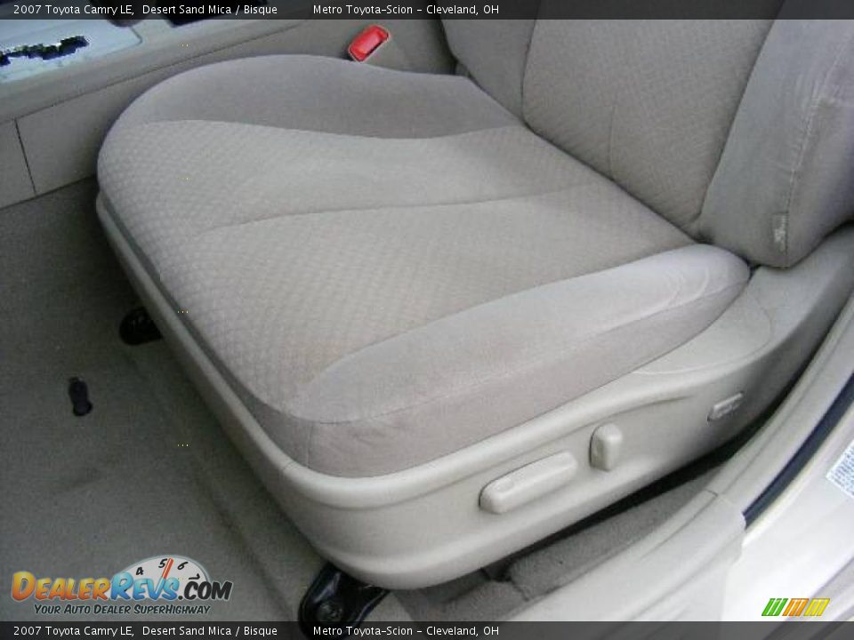 2007 Toyota Camry LE Desert Sand Mica / Bisque Photo #10