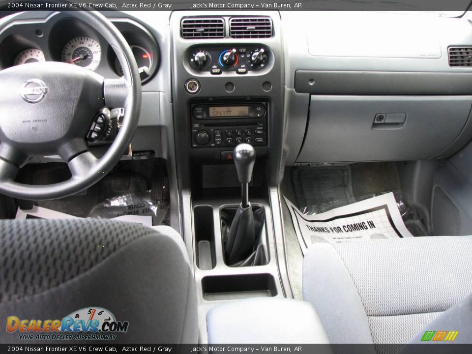 2004 Nissan Frontier XE V6 Crew Cab Aztec Red / Gray Photo #11