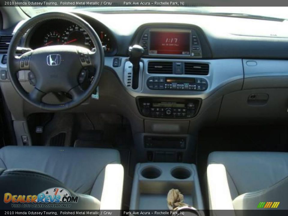2010 Honda Odyssey Touring Polished Metal Metallic / Gray Photo #9