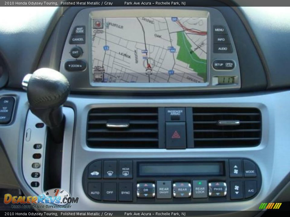 2010 Honda Odyssey Touring Polished Metal Metallic / Gray Photo #12