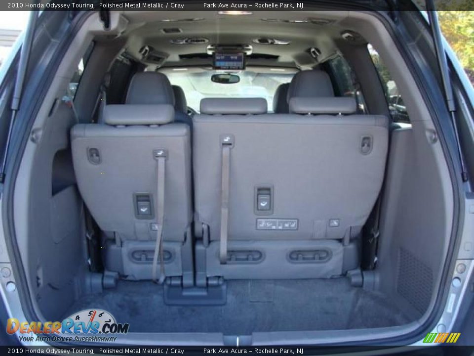 2010 Honda Odyssey Touring Polished Metal Metallic / Gray Photo #19