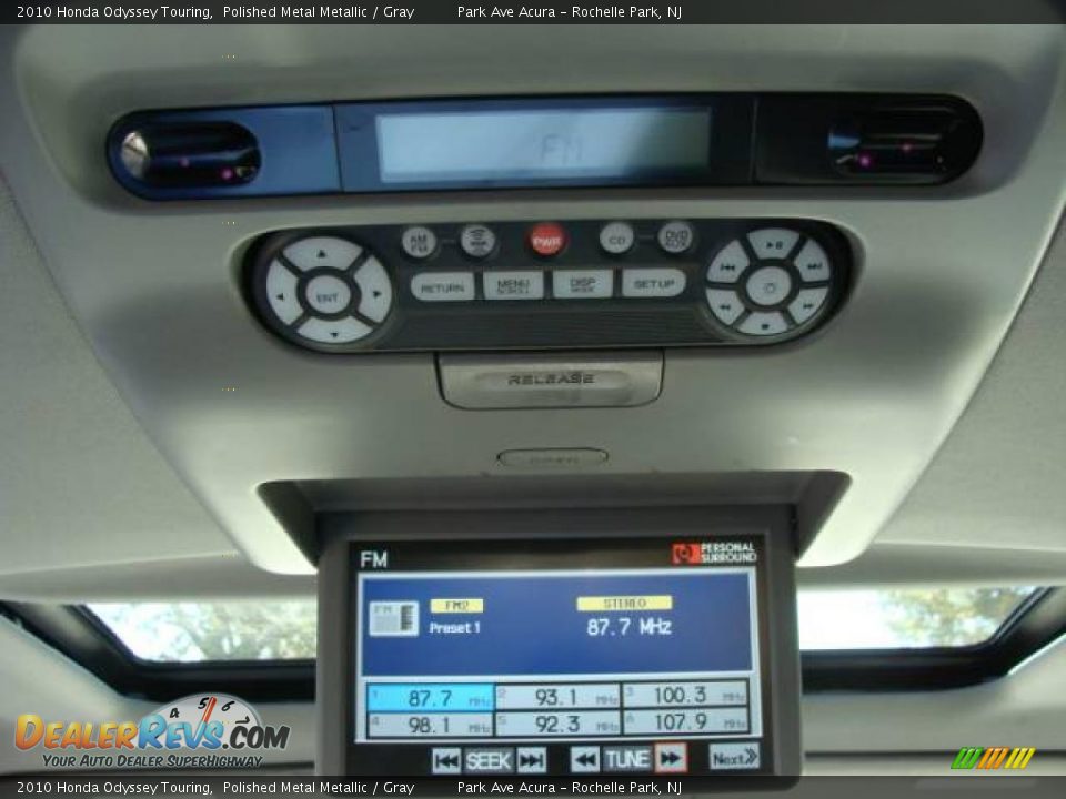 2010 Honda Odyssey Touring Polished Metal Metallic / Gray Photo #21