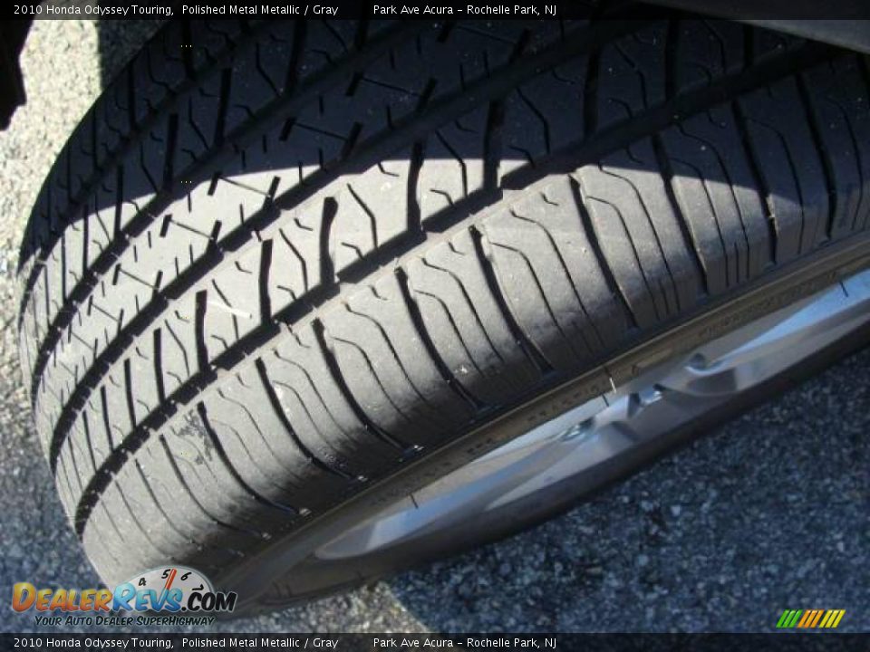 2010 Honda Odyssey Touring Polished Metal Metallic / Gray Photo #25