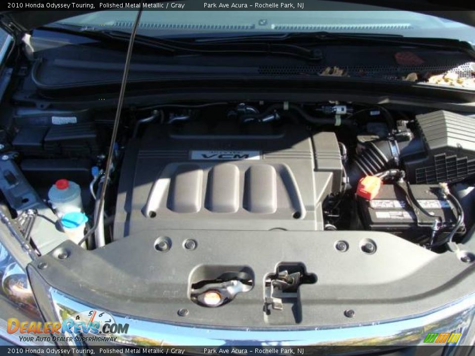 2010 Honda Odyssey Touring Polished Metal Metallic / Gray Photo #26