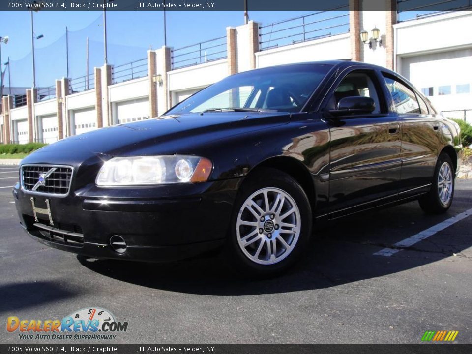 2005 Volvo S60 2.4 Black / Graphite Photo #1