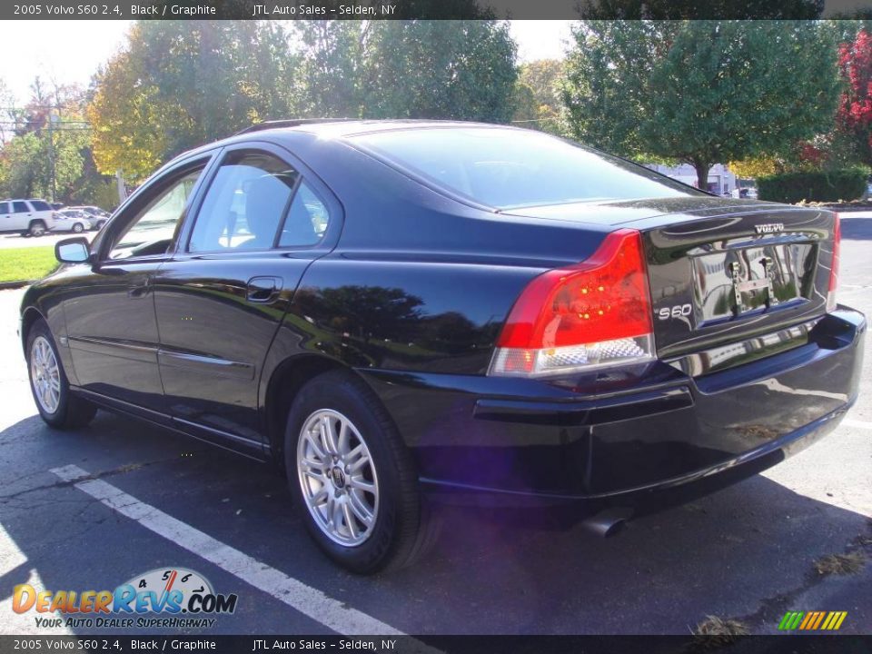 2005 Volvo S60 2.4 Black / Graphite Photo #3