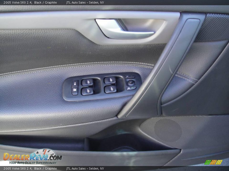 2005 Volvo S60 2.4 Black / Graphite Photo #9