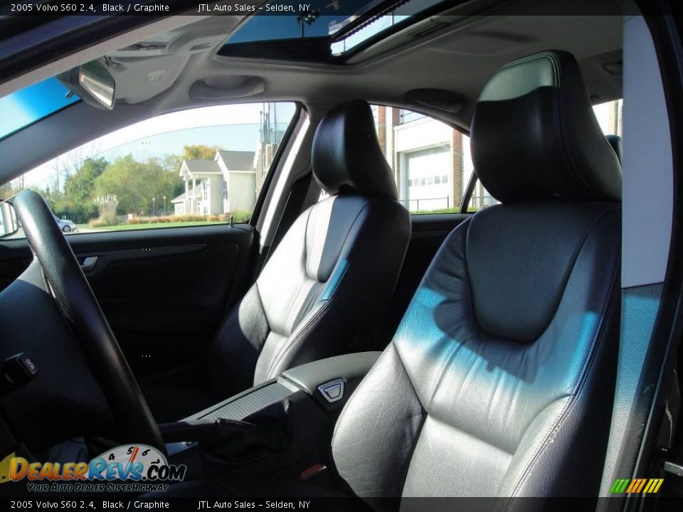 2005 Volvo S60 2.4 Black / Graphite Photo #10