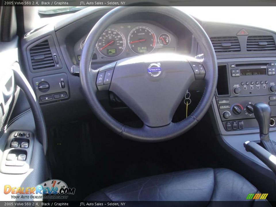 2005 Volvo S60 2.4 Black / Graphite Photo #12