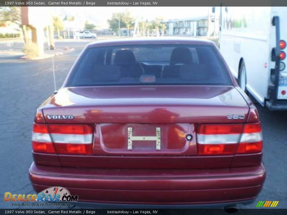 1997 Volvo 960 Sedan Garnet Red Metallic / Beige Photo #7