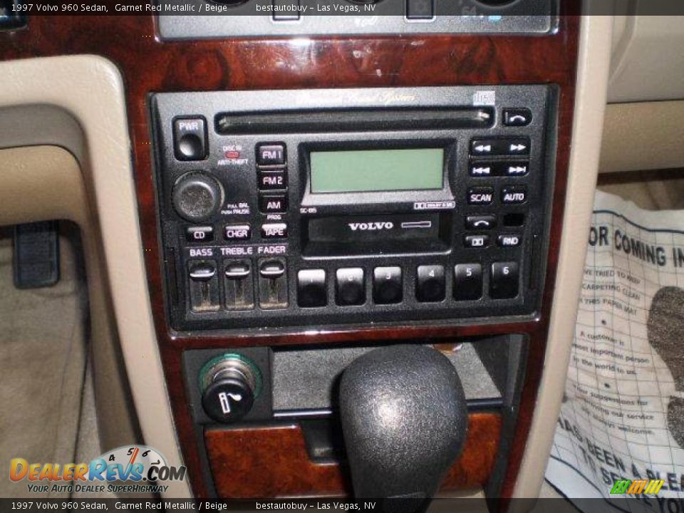 1997 Volvo 960 Sedan Garnet Red Metallic / Beige Photo #12