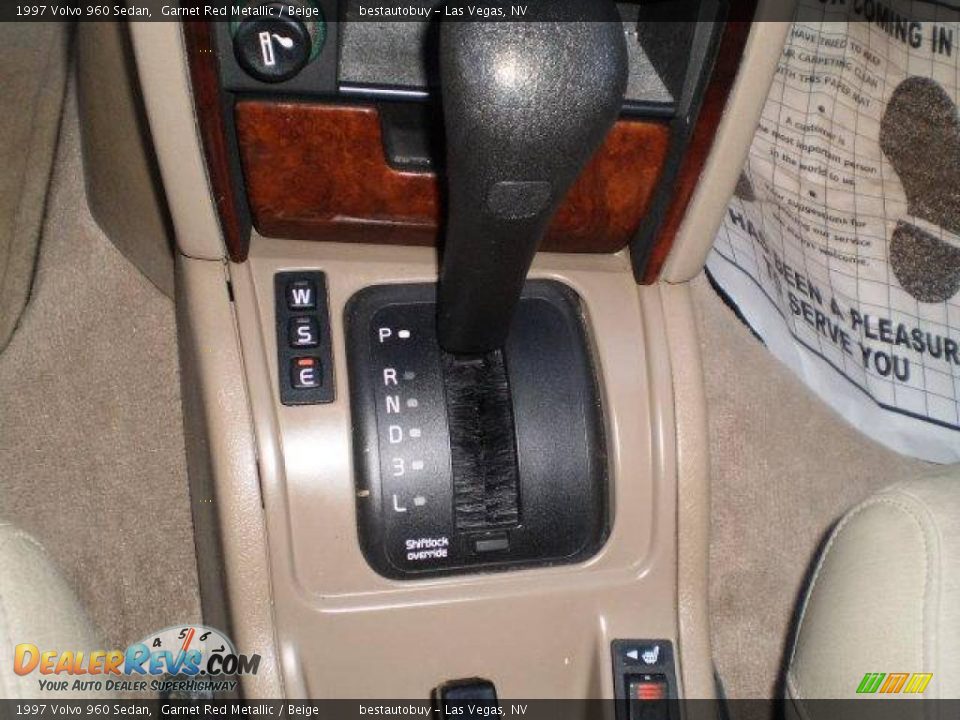 1997 Volvo 960 Sedan Garnet Red Metallic / Beige Photo #14