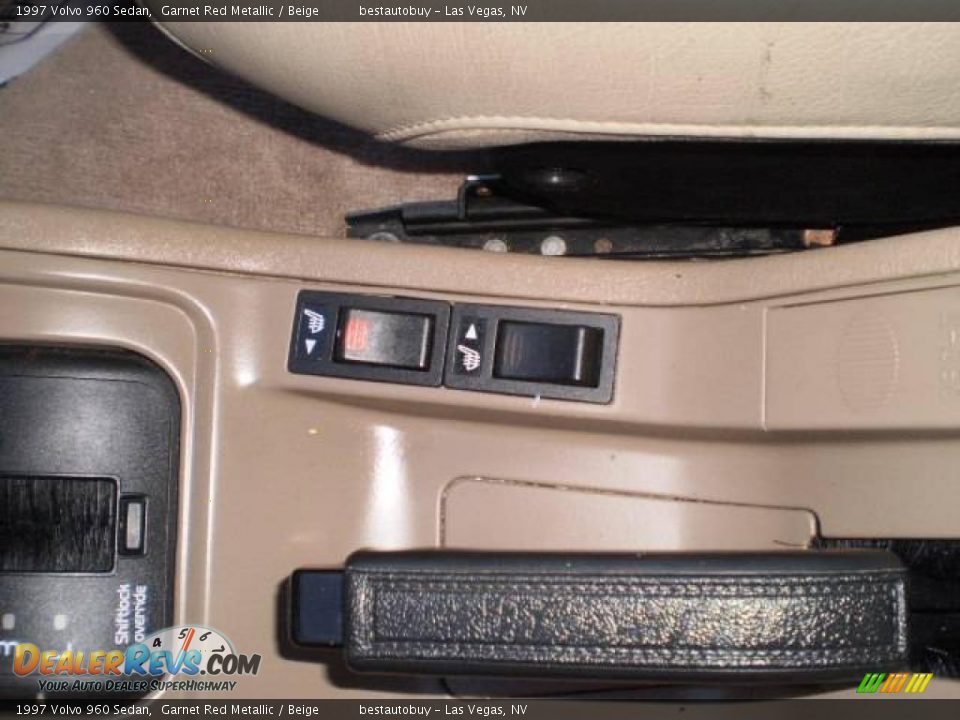 1997 Volvo 960 Sedan Garnet Red Metallic / Beige Photo #15