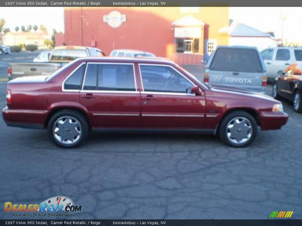 1997 Volvo 960 Sedan Garnet Red Metallic / Beige Photo #33
