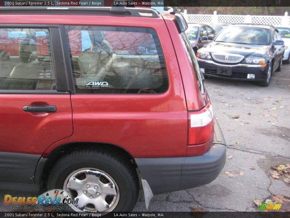 2001 Subaru Forester 2.5 L Sedona Red Pearl / Beige Photo #9