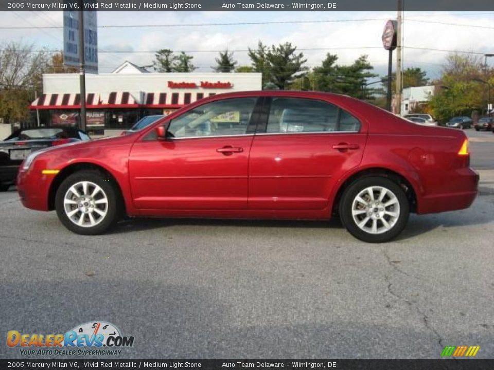 2006 Mercury Milan V6 Vivid Red Metallic / Medium Light Stone Photo #4