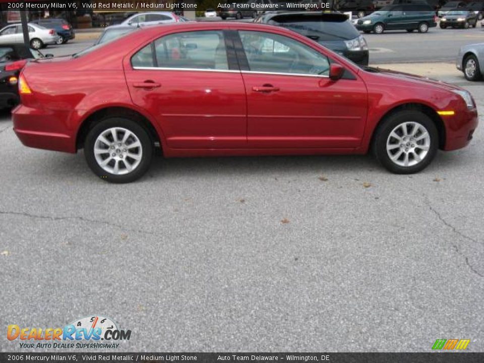 2006 Mercury Milan V6 Vivid Red Metallic / Medium Light Stone Photo #7