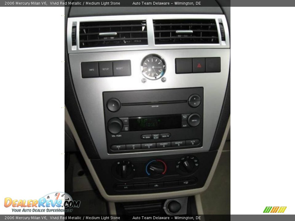 2006 Mercury Milan V6 Vivid Red Metallic / Medium Light Stone Photo #16