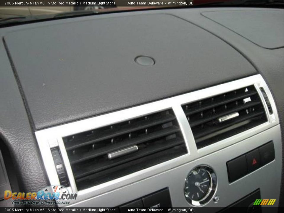 2006 Mercury Milan V6 Vivid Red Metallic / Medium Light Stone Photo #17