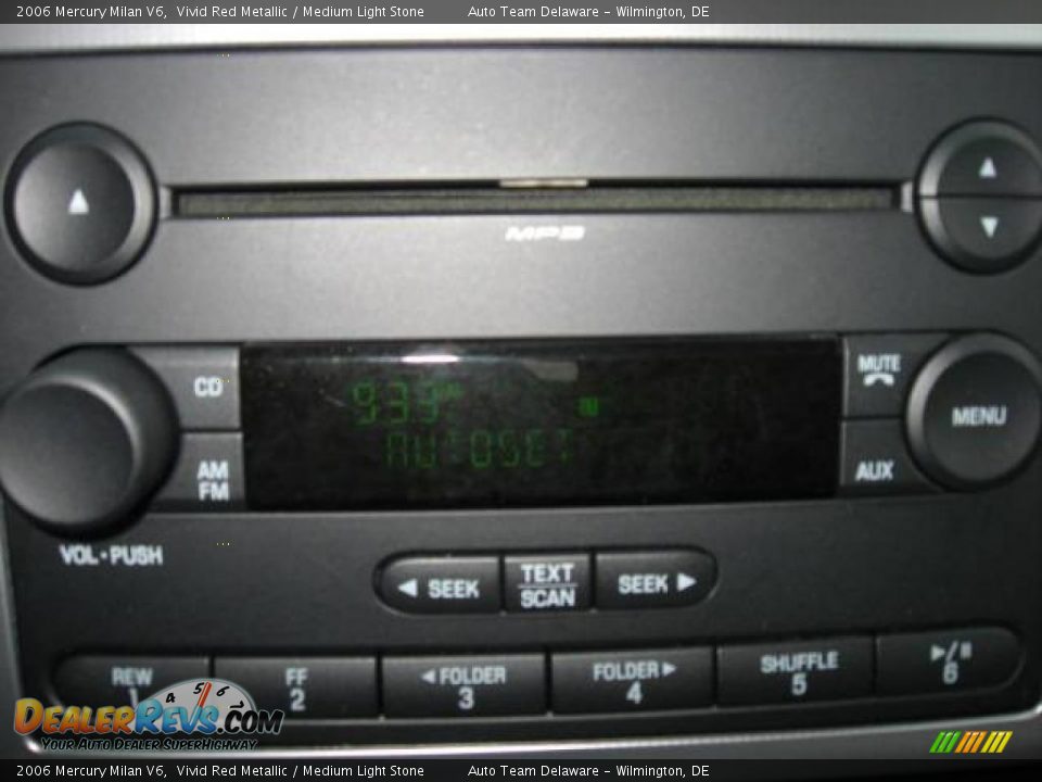 2006 Mercury Milan V6 Vivid Red Metallic / Medium Light Stone Photo #19