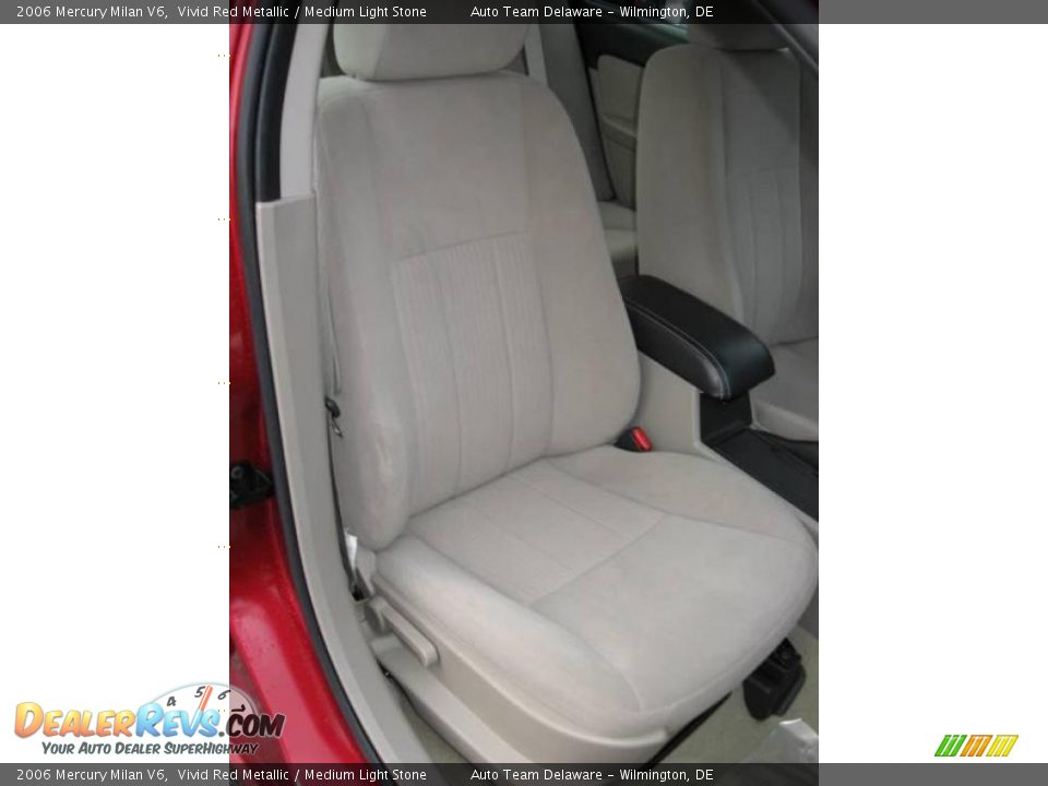 2006 Mercury Milan V6 Vivid Red Metallic / Medium Light Stone Photo #27