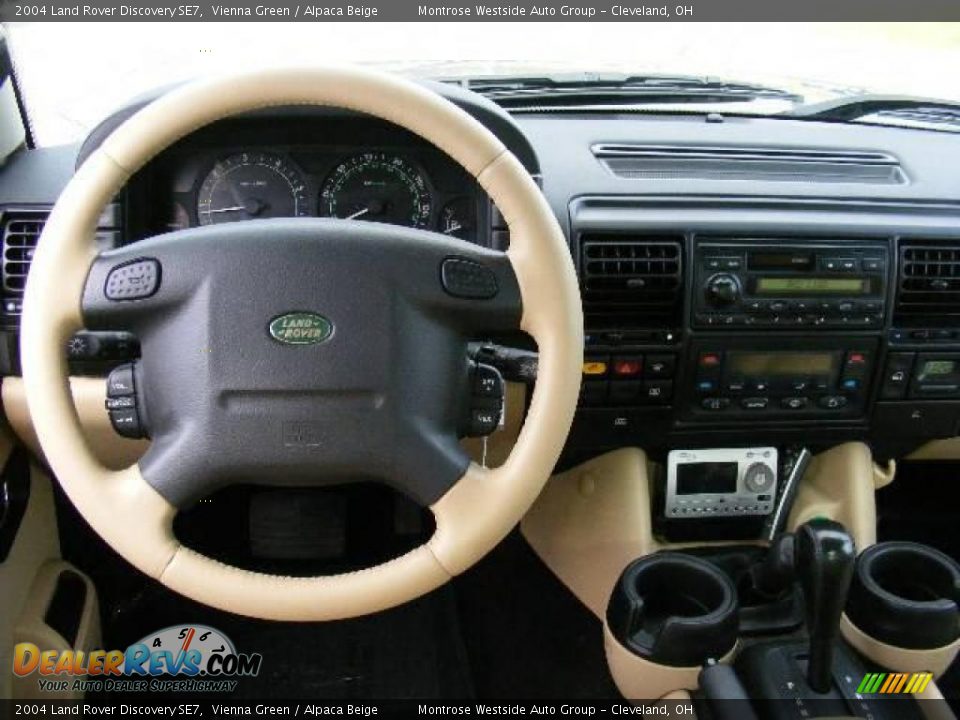 2004 Land Rover Discovery SE7 Vienna Green / Alpaca Beige Photo #15