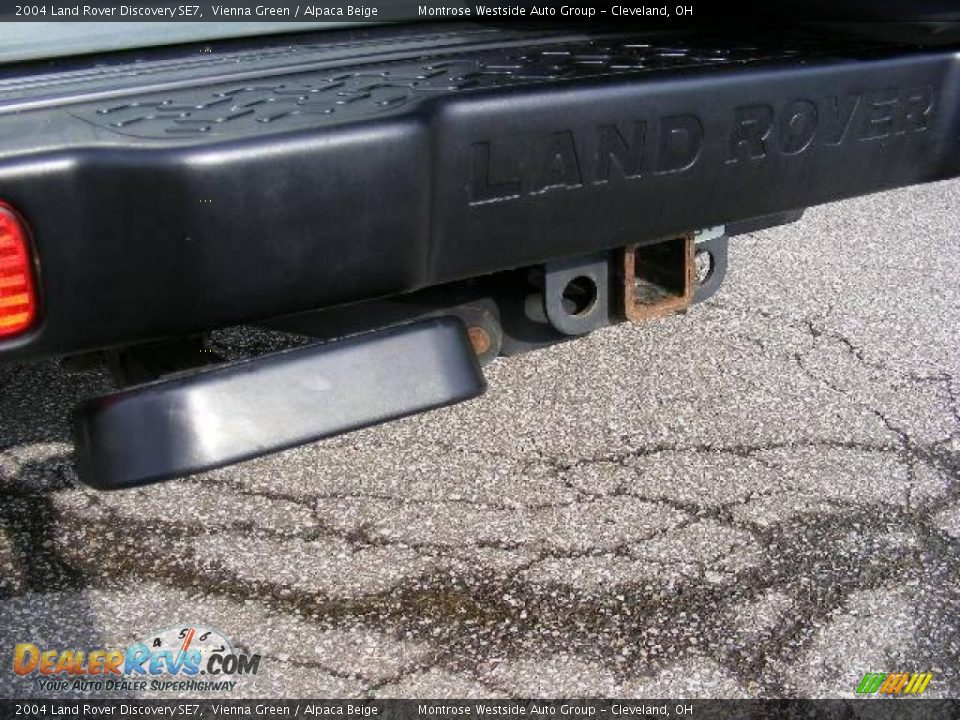 2004 Land Rover Discovery SE7 Vienna Green / Alpaca Beige Photo #30