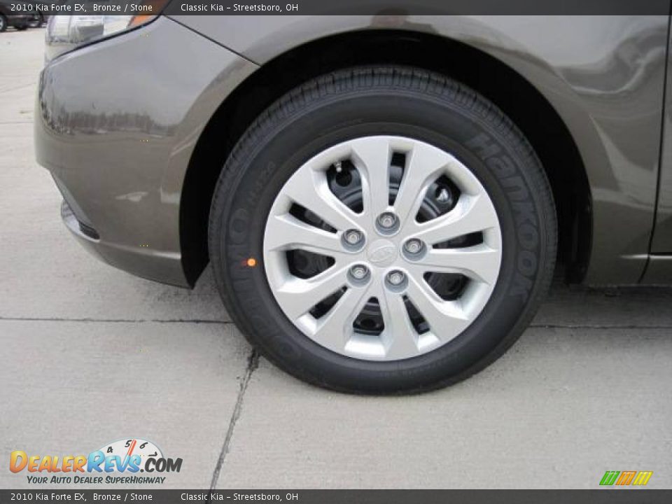 2010 Kia Forte EX Bronze / Stone Photo #6