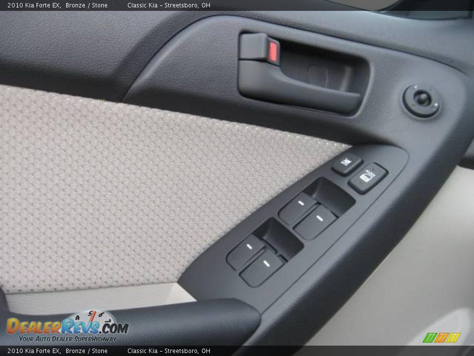2010 Kia Forte EX Bronze / Stone Photo #7