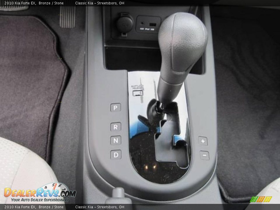 2010 Kia Forte EX Bronze / Stone Photo #9
