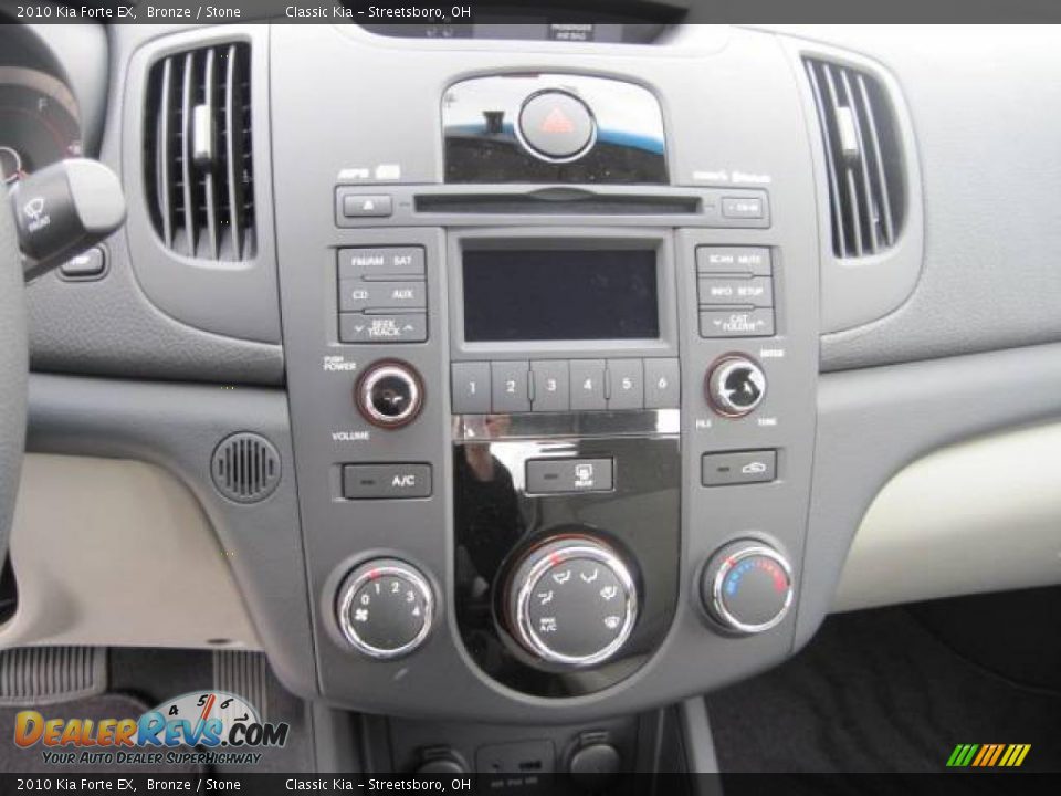 2010 Kia Forte EX Bronze / Stone Photo #10