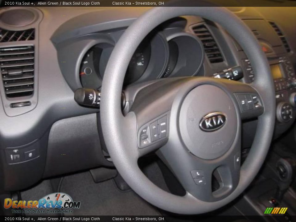 2010 Kia Soul + Alien Green / Black Soul Logo Cloth Photo #9