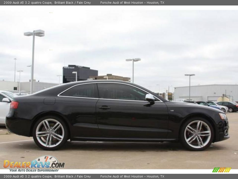 2009 Audi A5 3.2 quattro Coupe Brilliant Black / Pale Grey Photo #4