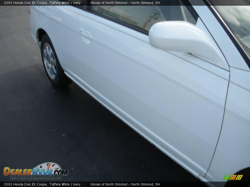 2003 Honda Civic EX Coupe Taffeta White / Ivory Photo #5