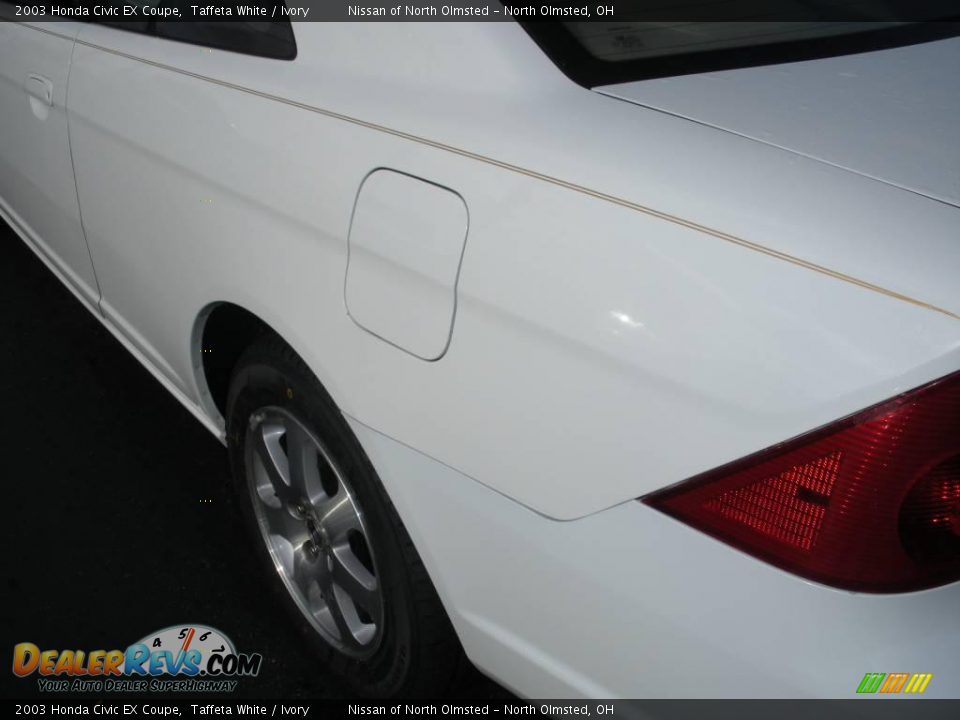2003 Honda Civic EX Coupe Taffeta White / Ivory Photo #8