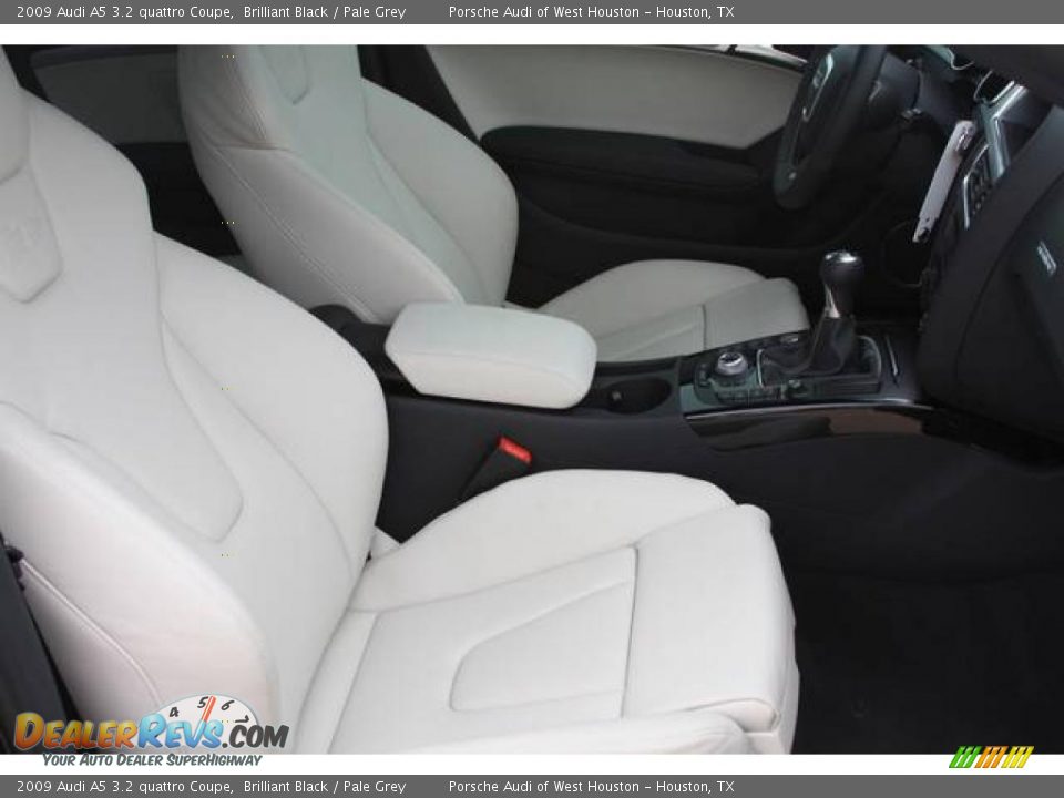 2009 Audi A5 3.2 quattro Coupe Brilliant Black / Pale Grey Photo #12