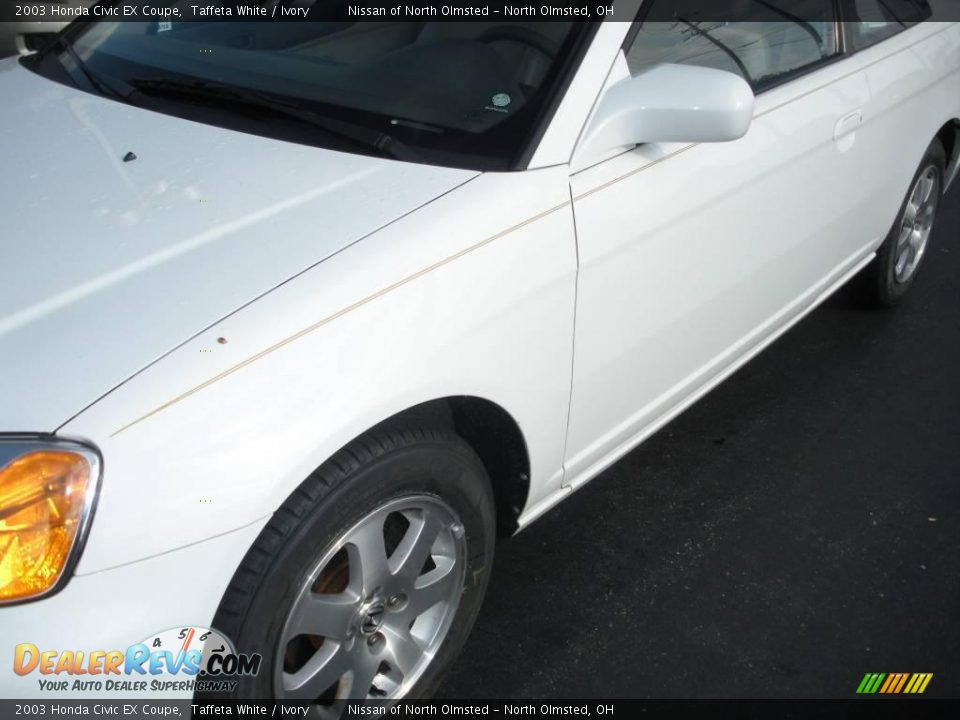 2003 Honda Civic EX Coupe Taffeta White / Ivory Photo #10