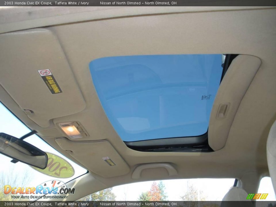 2003 Honda Civic EX Coupe Taffeta White / Ivory Photo #16