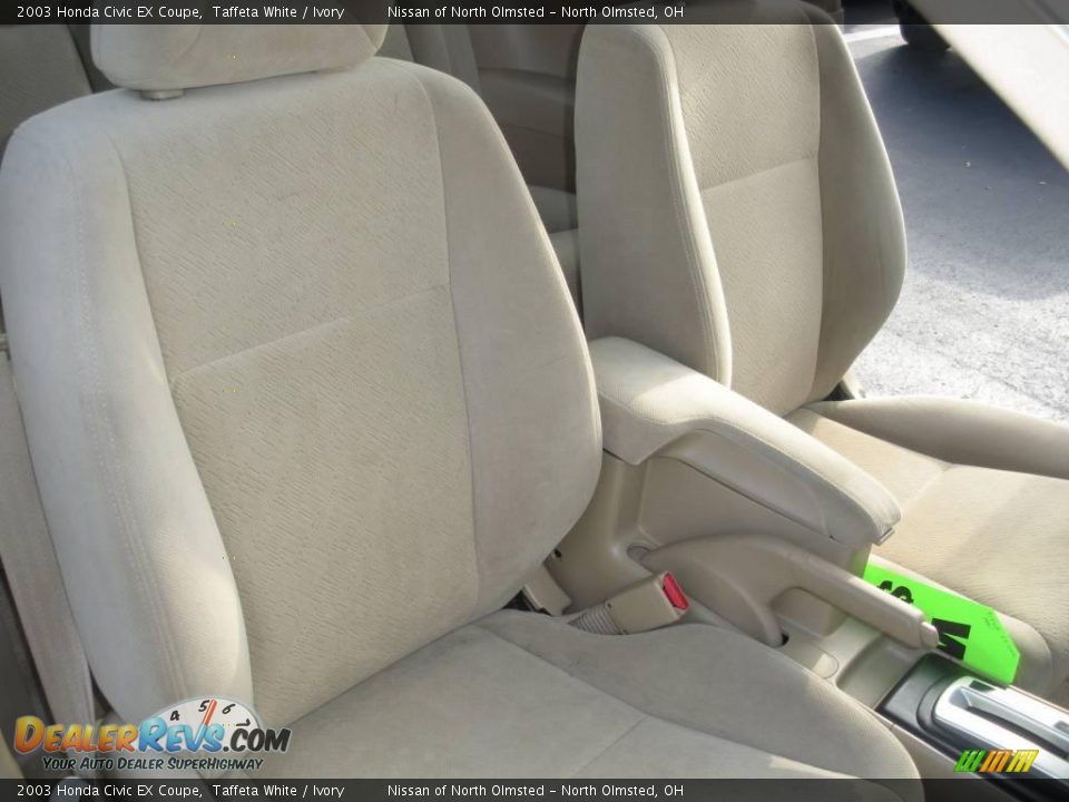 2003 Honda Civic EX Coupe Taffeta White / Ivory Photo #18