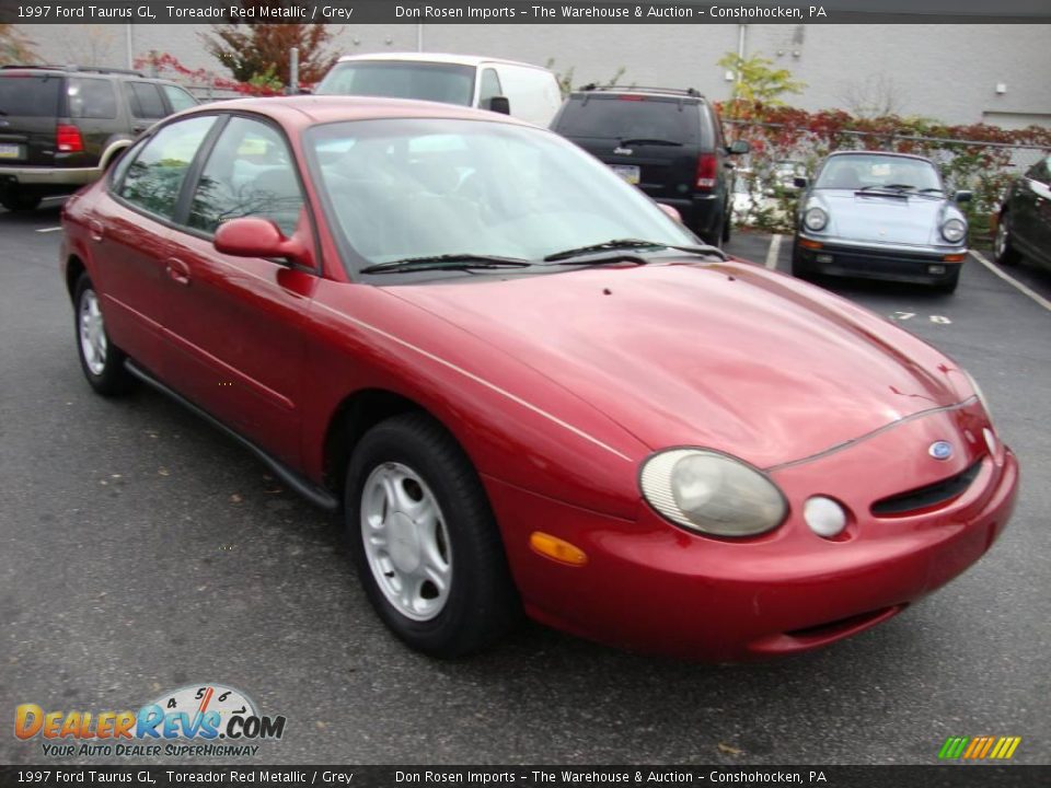 1997 Ford Taurus GL Toreador Red Metallic / Grey Photo #4